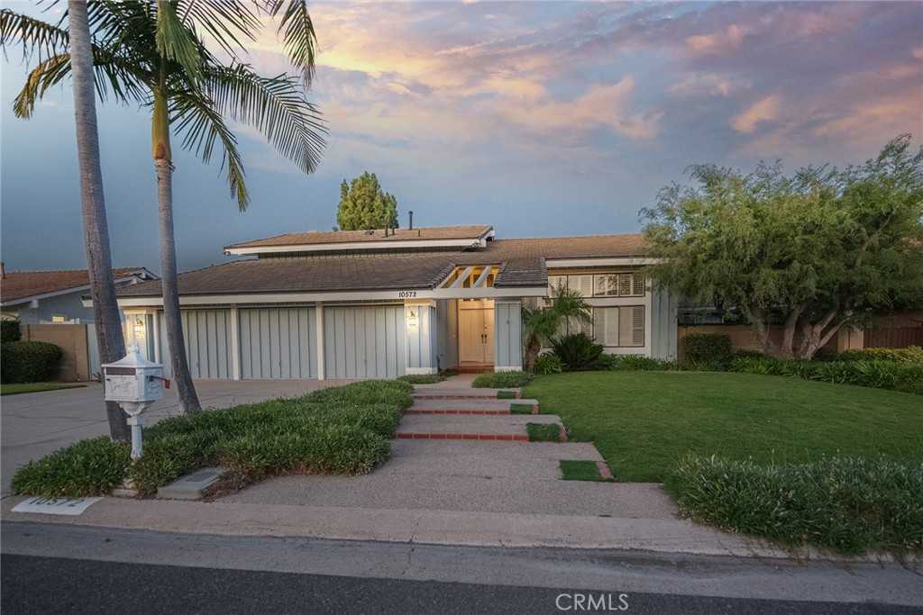 photo 1: 10572 Beardsley Circle, Villa Park CA 92861