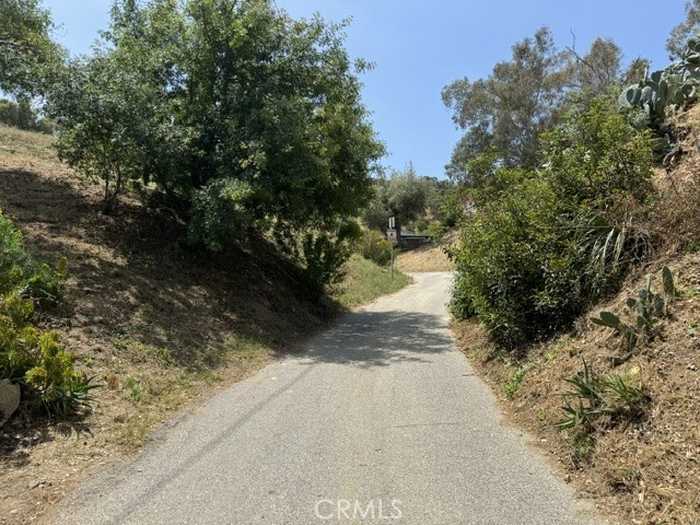 photo 2: 1 Redmont Avenue, Tujunga CA 91042