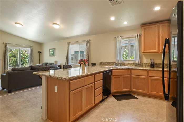 photo 2: 276 Allison Court, Merced CA 95341