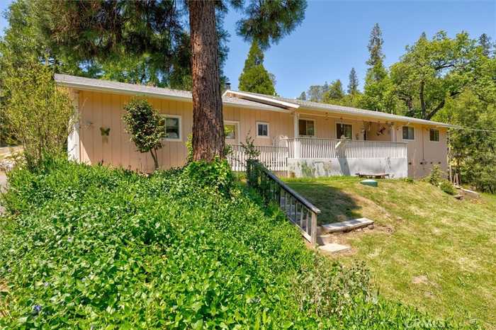 photo 1: 2361 Coachman Road, Mariposa CA 95338