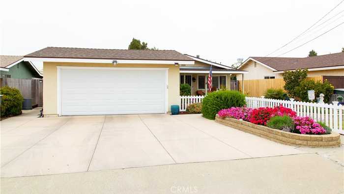 photo 1: 1431 Nice Avenue, Grover Beach CA 93433