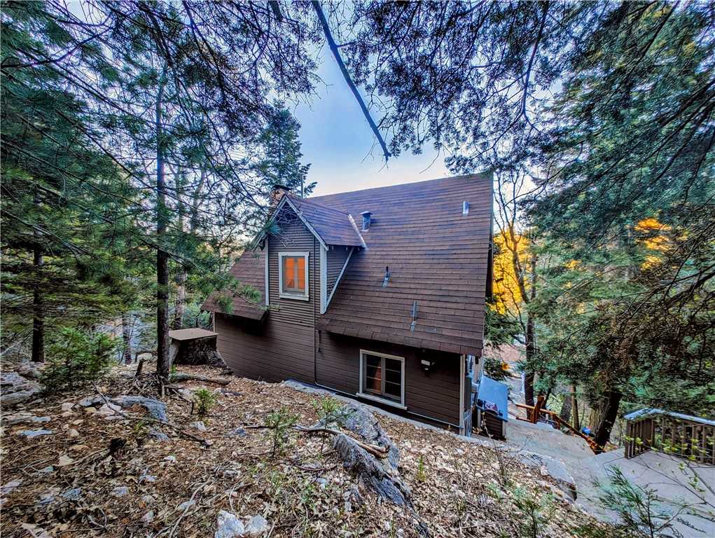 photo 3: 616 Wellsley Drive, Lake Arrowhead CA 92352