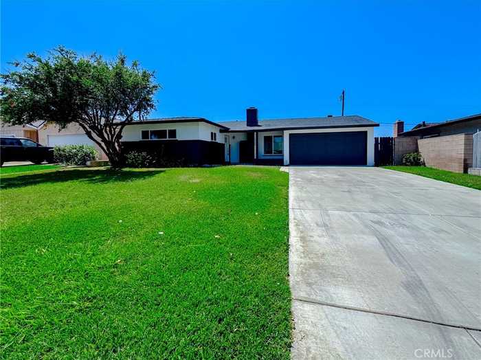 photo 1: 10366 Cochran Avenue, Riverside CA 92505