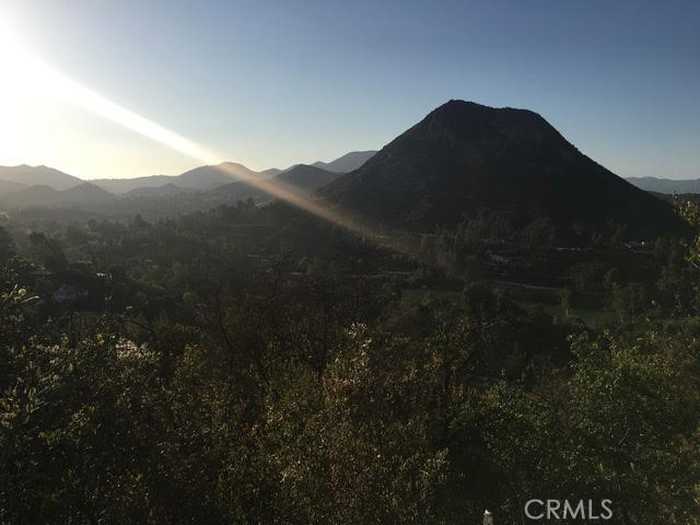 photo 10: Malibu Dr, Agoura Hills CA 91301