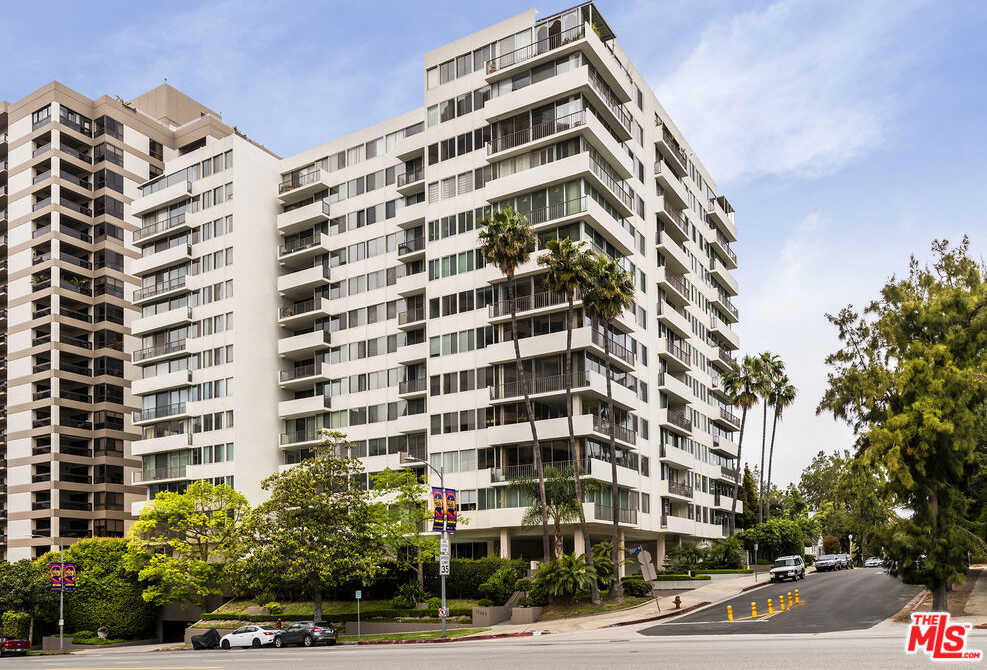 photo 2: 10433 Wilshire Boulevard Unit 606, Los Angeles CA 90024