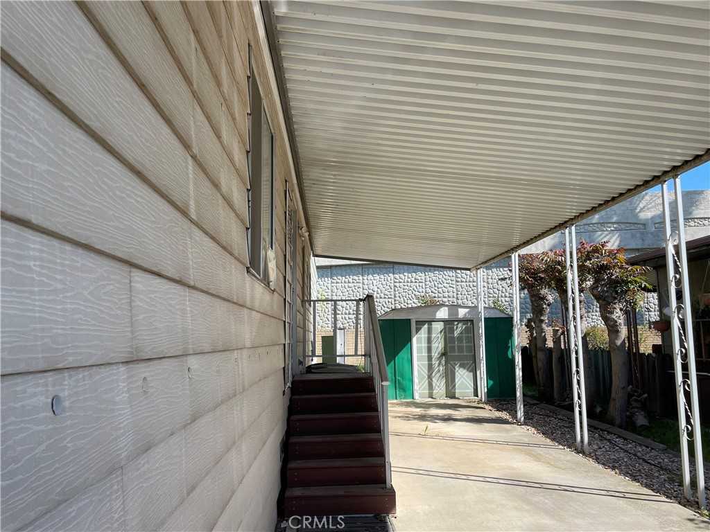 photo 3: 2240 Golden Oak Lane Unit 3, Merced CA 95341