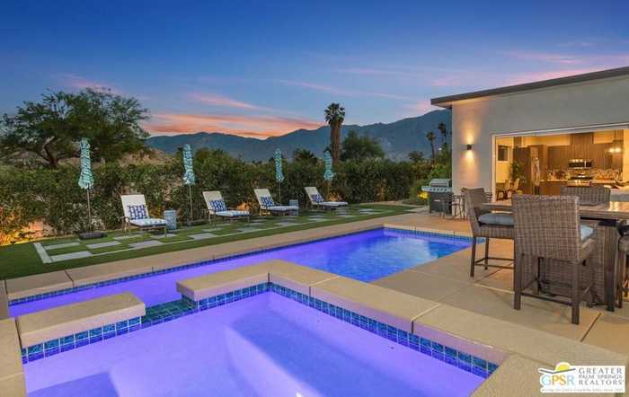 photo 1: 760 Palm Avenue, Palm Springs CA 92264