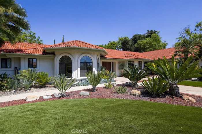 photo 2: 3870 Grand Avenue, Claremont CA 91711