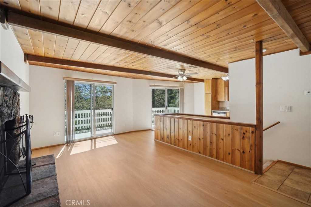 photo 3: 491 Violet Drive, Twin Peaks CA 92391