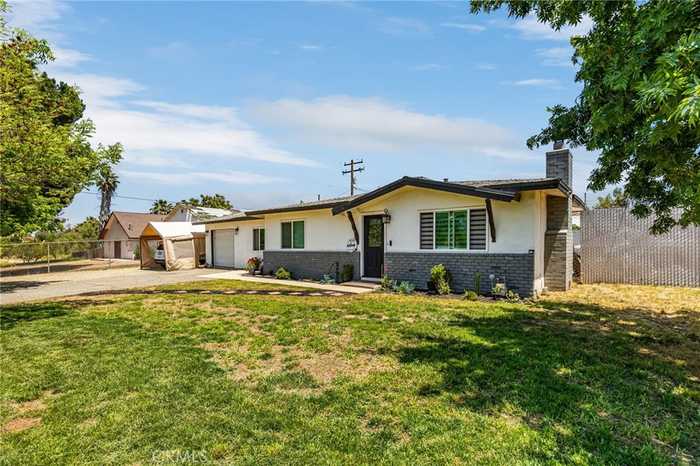 photo 1: 17550 Parsons Road, Riverside CA 92508