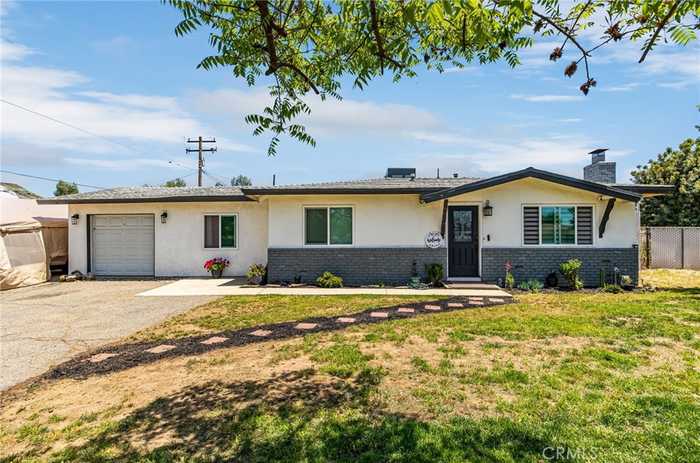 photo 2: 17550 Parsons Road, Riverside CA 92508