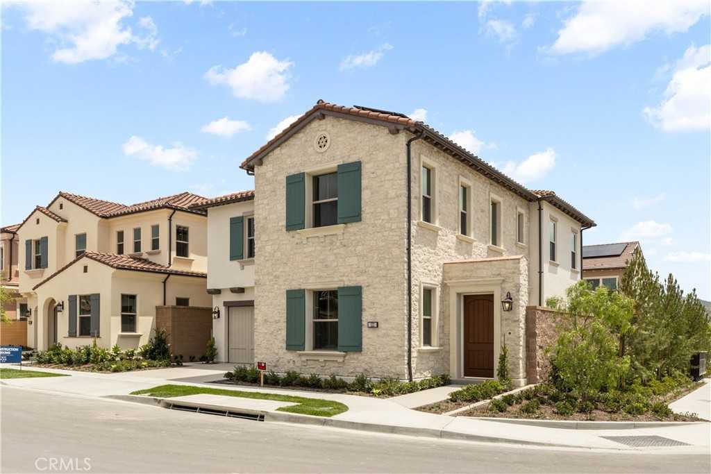 photo 1: 122 Oakstone, Irvine CA 92618