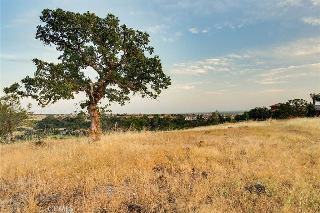 photo 2: 3320 Shadybrook lane, Chico CA 95928