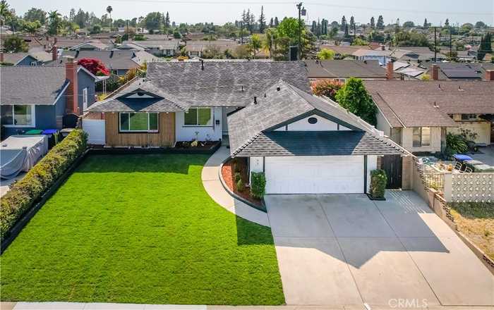 photo 2: 12103 Clearglen Avenue, Whittier CA 90604