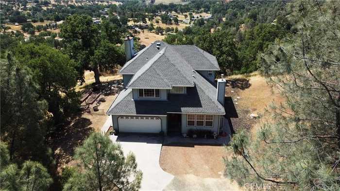 photo 2: 16300 Navajo Trail, Clearlake Oaks CA 95423