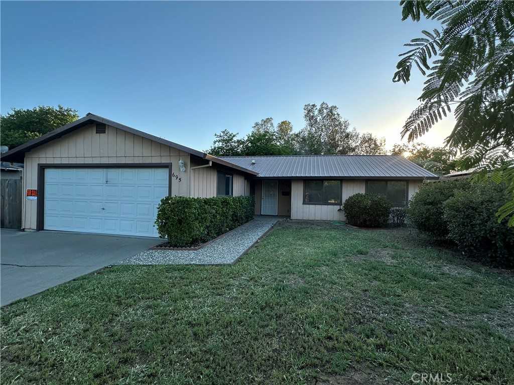 photo 1: 695 S Villa Avenue, Willows CA 95988