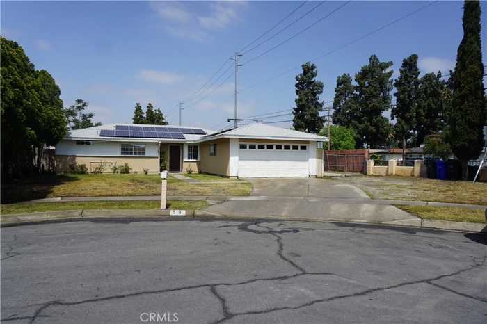 photo 1: 516 S Ashford Avenue, Bloomington CA 92316