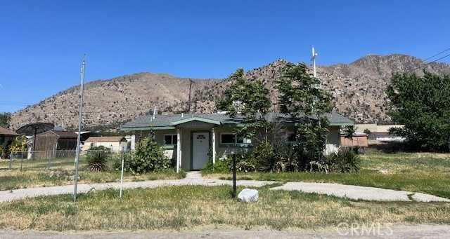 photo 1: 4120 Hatton Avenue, Lake Isabella CA 93240