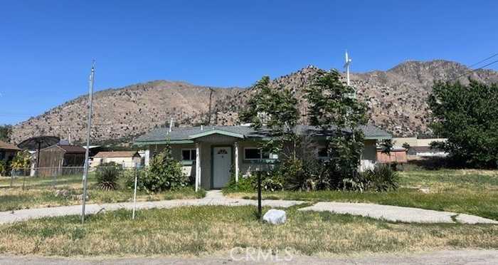 photo 1: 4120 Hatton Avenue, Lake Isabella CA 93240