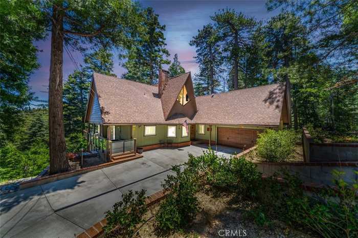 photo 1: 733 Crest Estates Drive, Lake Arrowhead CA 92352