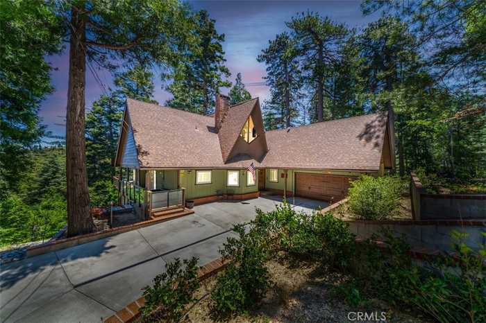 photo 2: 733 Crest Estates Drive, Lake Arrowhead CA 92352