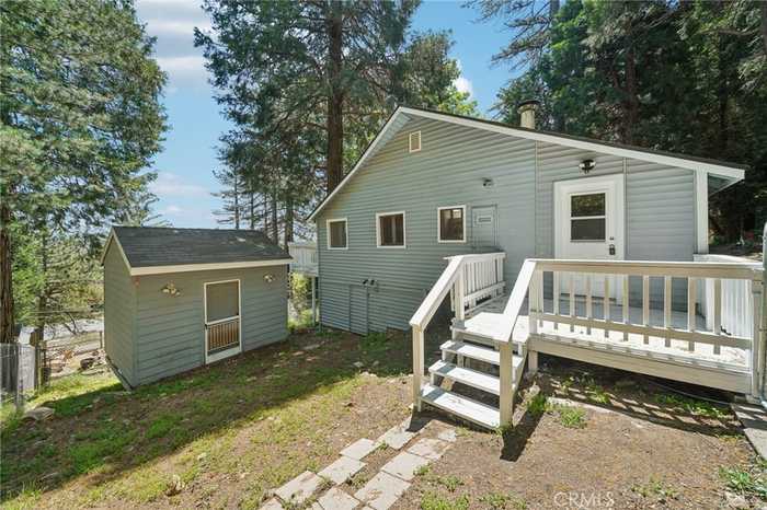 photo 2: 21968 Crest Forest Drive, Cedarpines Park CA 92322