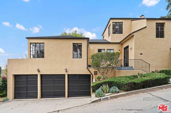 photo 2: 4310 Cedarhurst Circle, Los Angeles CA 90027