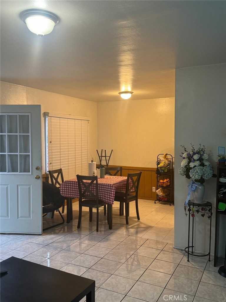 photo 1: 634 W Redondo Beach Boulevard, Gardena CA 90247