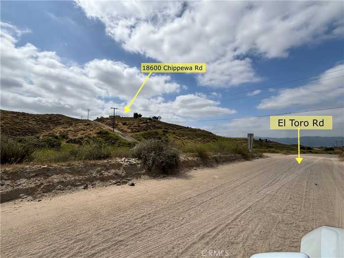 photo 3: 18600 Chippewa Road, Lake Elsinore CA 92532