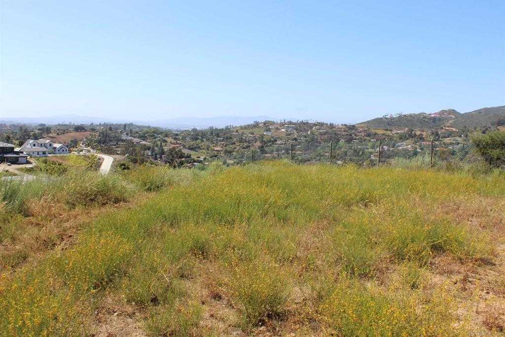 photo 3: Buena Creek Rd, Vista CA 92084