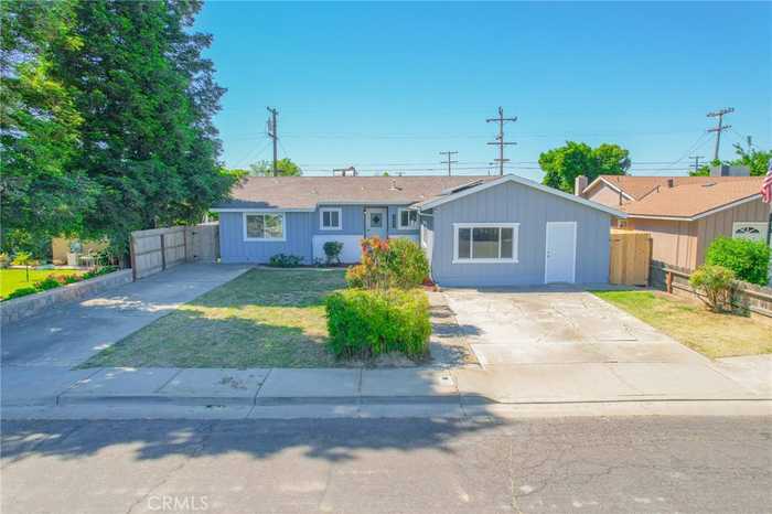 photo 1: 1007 W J Street, Los Banos CA 93635