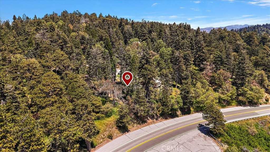 photo 3: 27951 Crest Estates Drive, Lake Arrowhead CA 92352