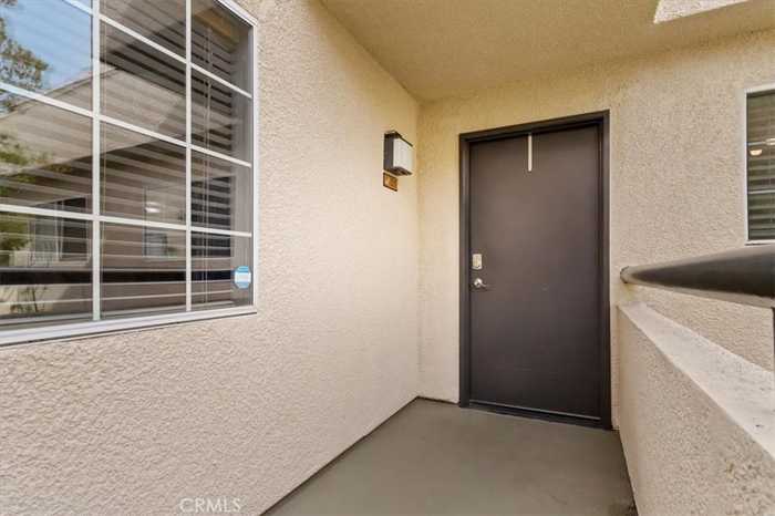 photo 1: 5515 Canoga Avenue Unit 325, Woodland Hills CA 91367