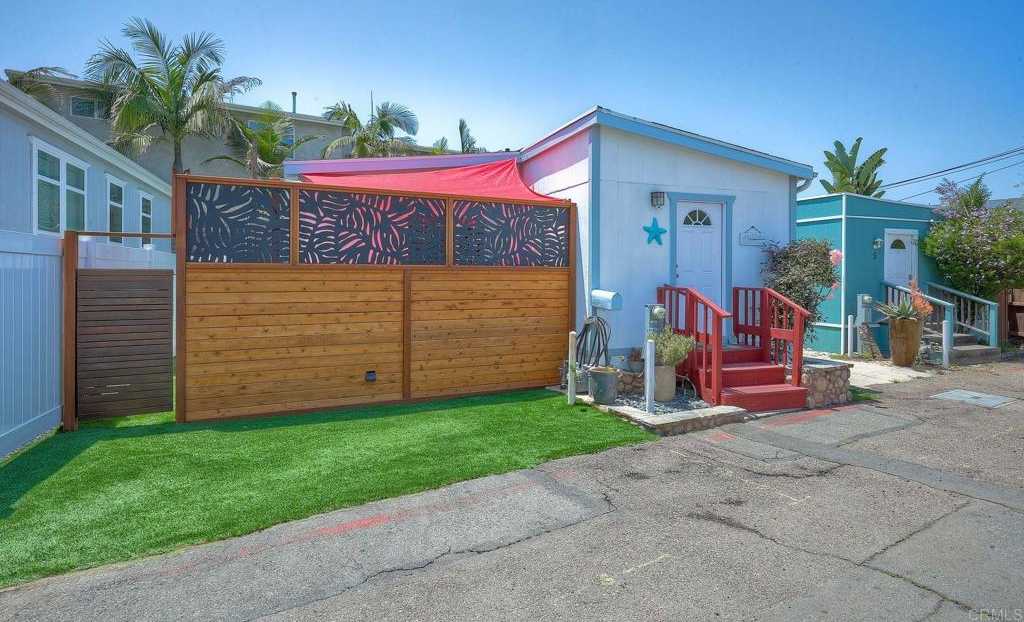 photo 1: 155 W Jason Street Unit 6, Encinitas CA 92024