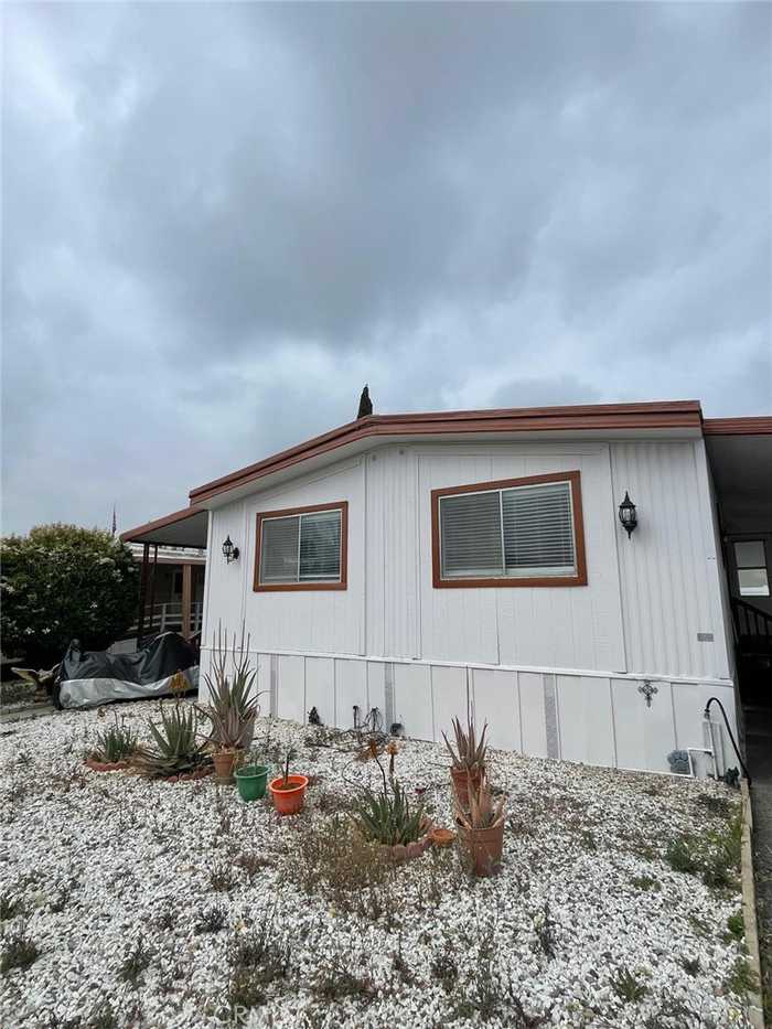 photo 2: 4000 Pierce Street Unit 36, Riverside CA 92505