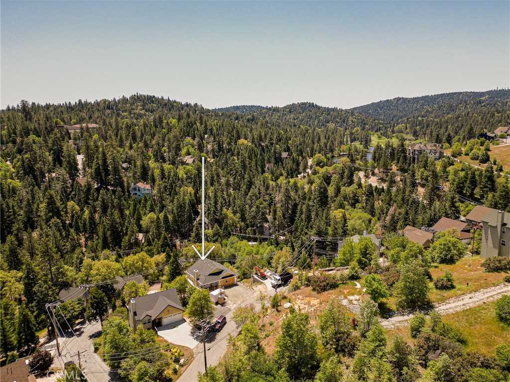 photo 3: 26885 Modoc Lane, Lake Arrowhead CA 92352