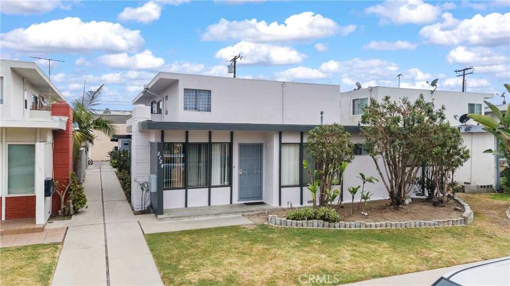 photo 2: 2128 W 157th Street, Gardena CA 90249