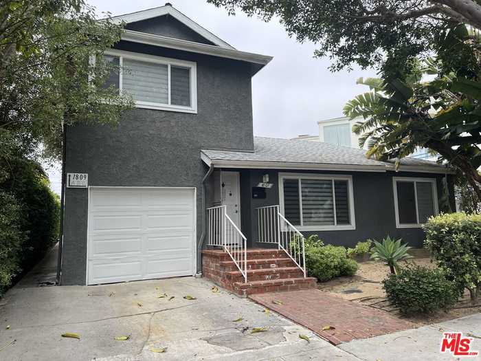 photo 1: 1807 Oak Street, Santa Monica CA 90405