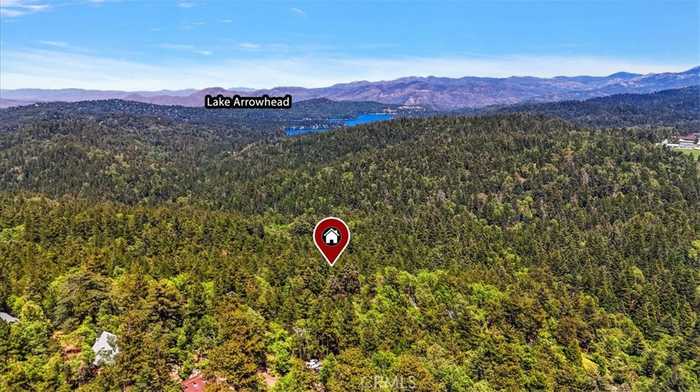 photo 2: 1180 Scenic Way, Rimforest CA 92378