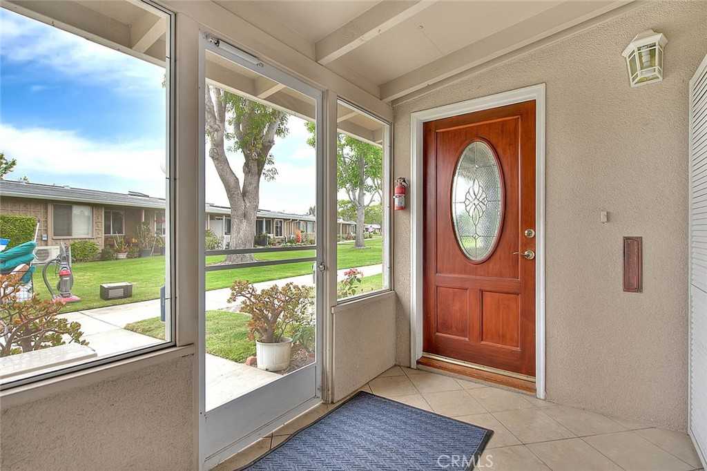 photo 3: 1121 Northwood, Seal Beach CA 90740