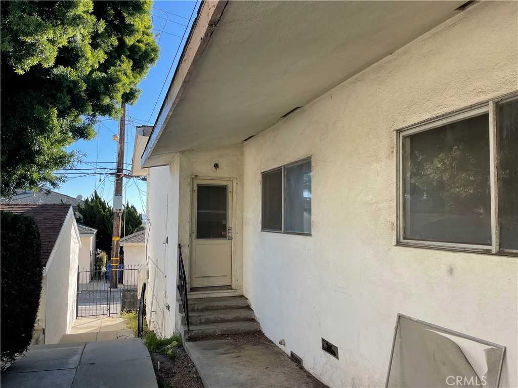 photo 3: 5034 W Slauson Avenue, Ladera Heights CA 90056