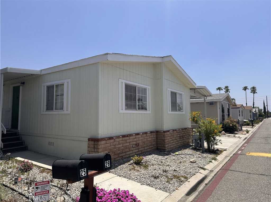 photo 3: 7717 Church Avenue Unit 26, Highland CA 92346