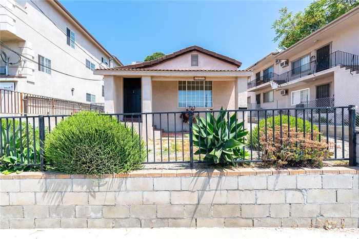 photo 32: 6821 Valmont Street, Tujunga CA 91042