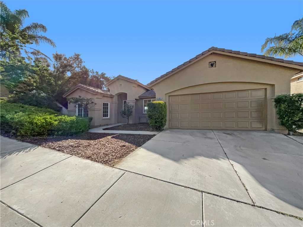 photo 1: 31605 Ridgecrest Drive, Lake Elsinore CA 92532