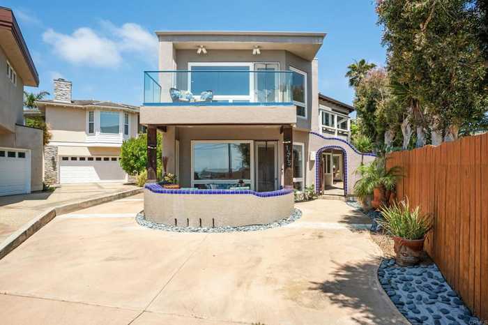 photo 1: 1475 Neptune Avenue, Encinitas CA 92024