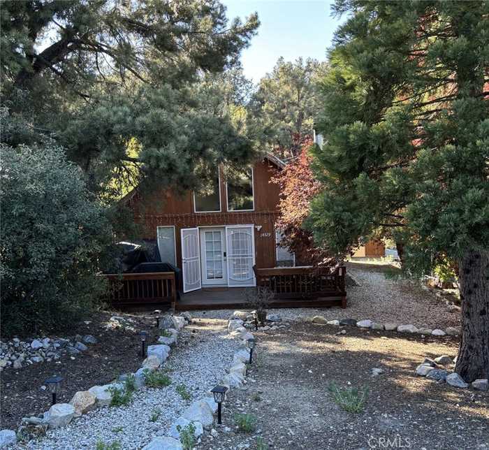 photo 2: 14329 Voltaire Drive, Pine Mountain Club CA 93225