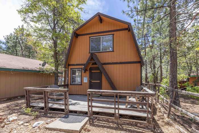 photo 2: 518 Sunset Lane, Big Bear CA 92386