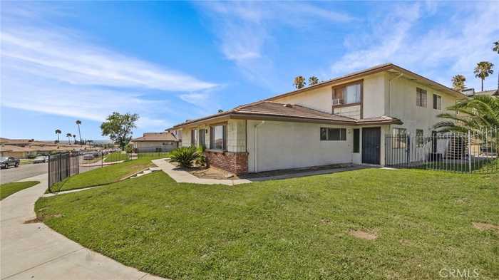 photo 21: 3568 20th Street, Highland CA 92346