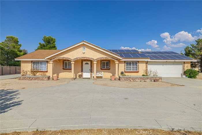 photo 2: 21414 Lutie Avenue, Mojave CA 93501