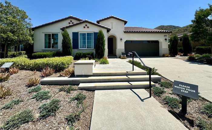 photo 1: 16658 Elk Grove Lane, Lake Elsinore CA 92530